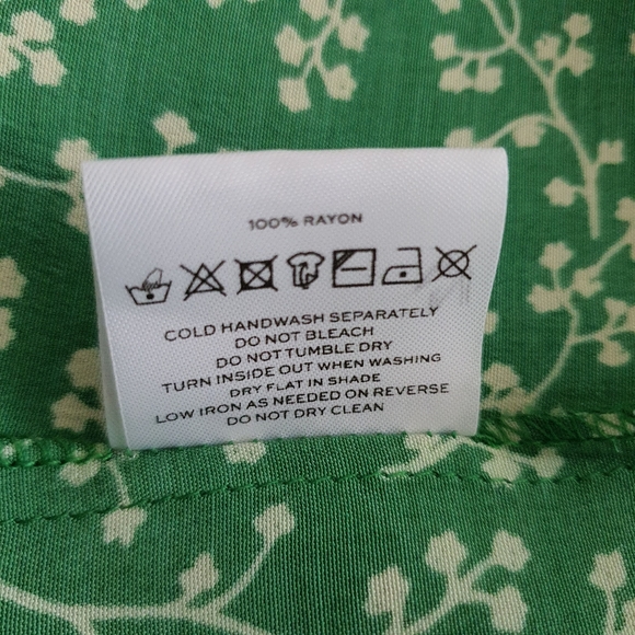 Faithfull the Brand Short Sleeve Dainty Floral Print Green Wrap Dress Size 12 - Picture 4 of 9